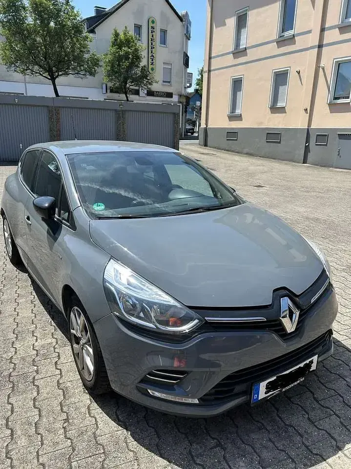 Gebraucht Renault Clio LIMITED 73 PS (53 kW) 2018 Kleinwagen