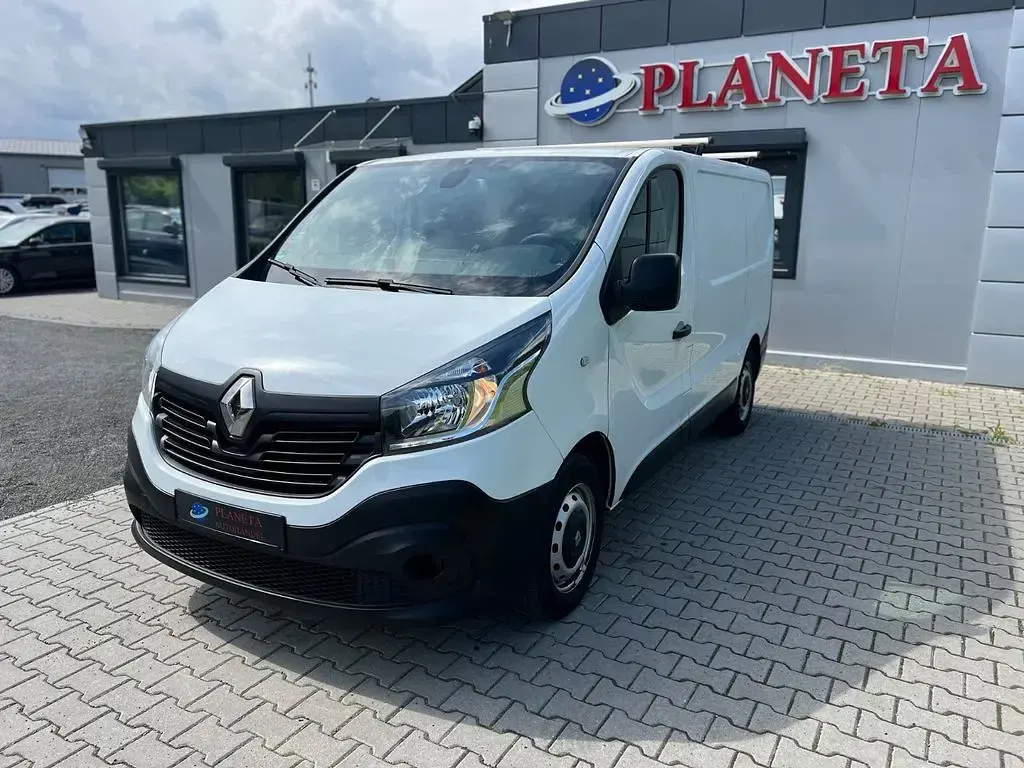 Używany Renault Trafic Komfort 95 KM (69 kW) 2018 Biały Minivan