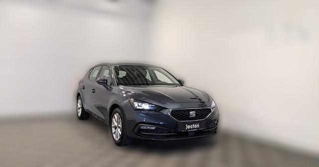Metallic Gebraucht 2022 Seat Leon Style | 19.890 € (Guter Preis) - Bild 1/4