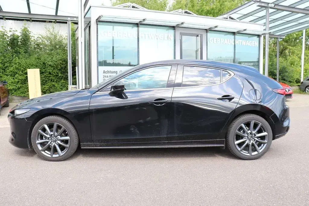 Gebraucht Mazda 3 Exclusive-Line 140 PS (102 kW) 2025 Jet black Limousine