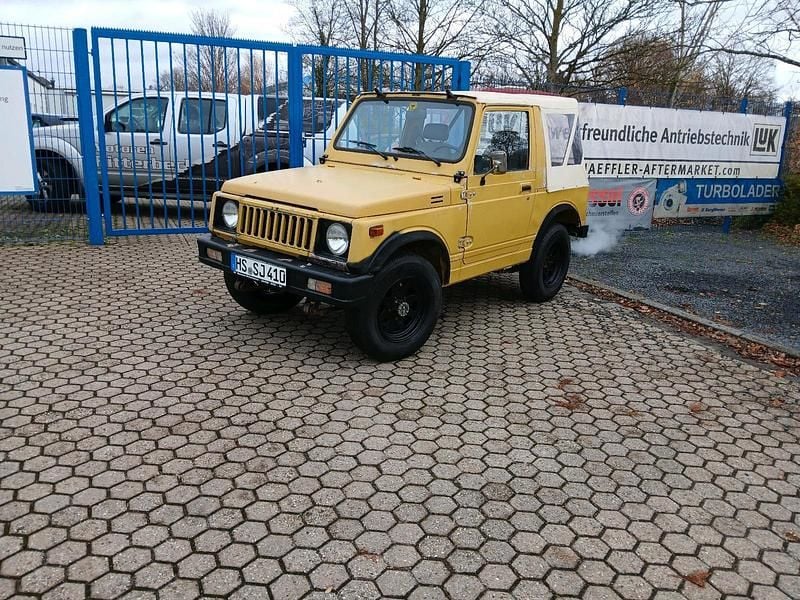Gelb Gebraucht 1987 Suzuki Samurai SUV | 5.200 € - Bild 1/4