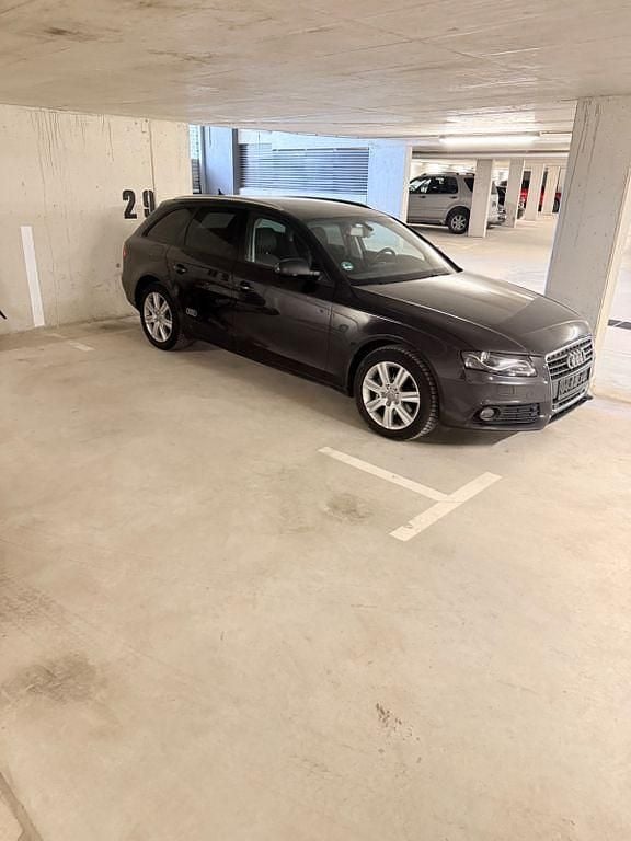 Gebraucht Audi A4 Ambiente 190 PS (139 kW) 2010 Grau Kombi