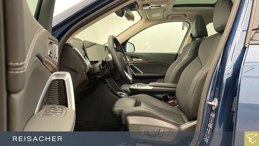 Gebraucht BMW X1 Comfort Edition 163 PS (119 kW) 2025 Phytonicblau SUV