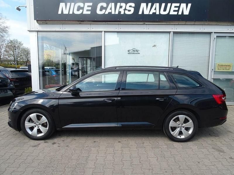 Gebraucht Skoda Superb Active 150 PS (110 kW) 2019 Schwarz Kombi