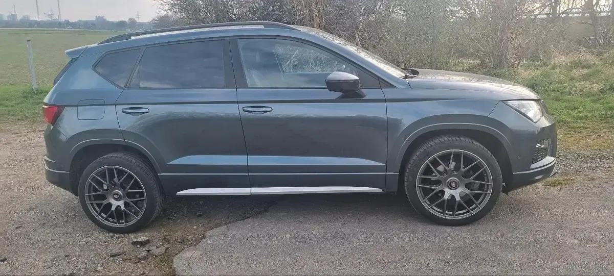 Używany Seat Ateca FR 150 KM (110 kW) 2019 Szary SUV