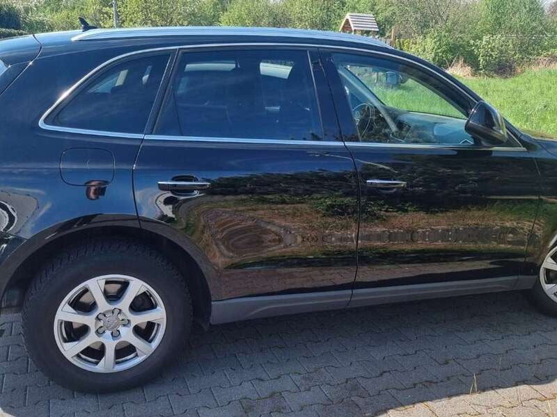Schwarz Gebraucht 2014 Audi Q5 SUV | 14.000 € (Guter Preis) - Bild 1/4