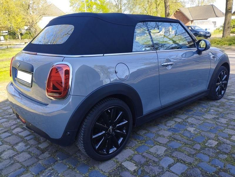 Second-hand Mini One Cabriolet 102 CP (75 kW) 2019 Gri Cabrio