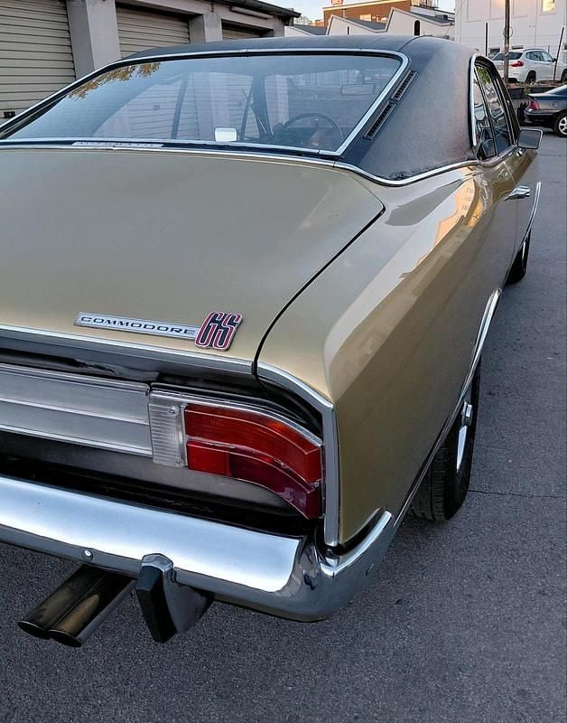 Second-hand Opel Commodore 120 CP (88 kW) 1969 Auriu Coupe