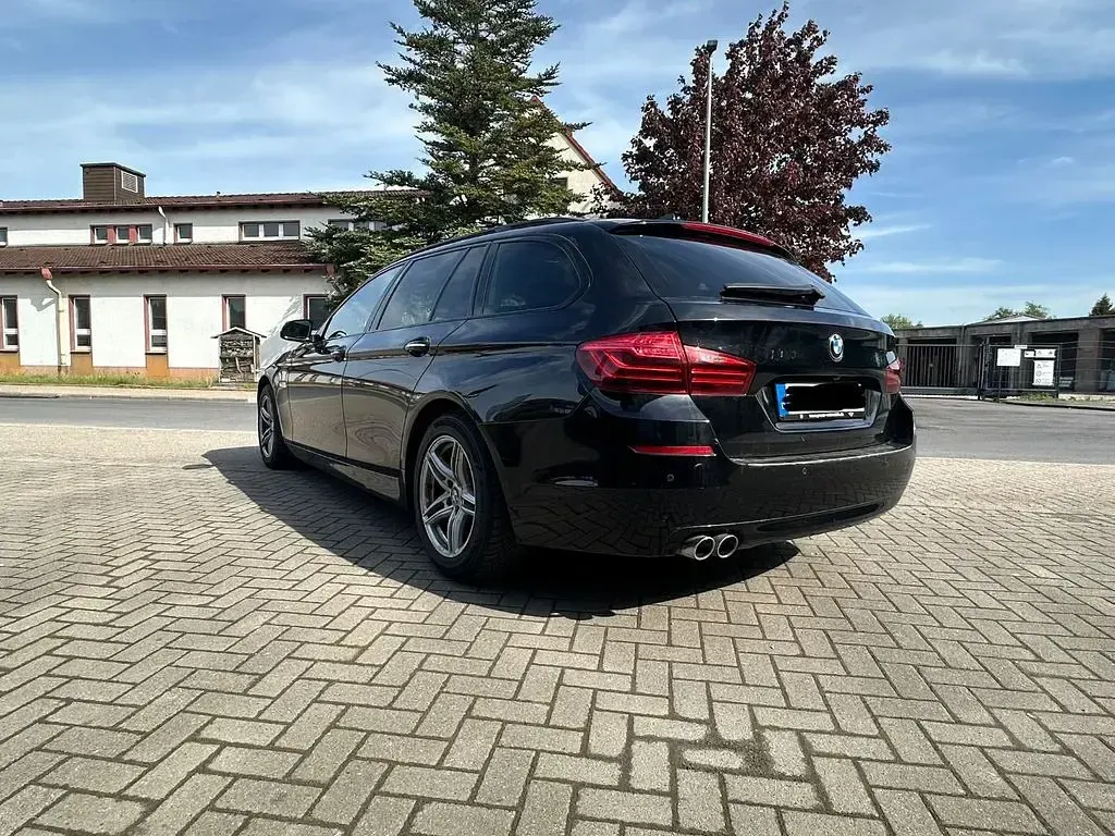 Gebraucht BMW 530 Sport Line 258 PS (189 kW) 2016 Schwarz Kombi