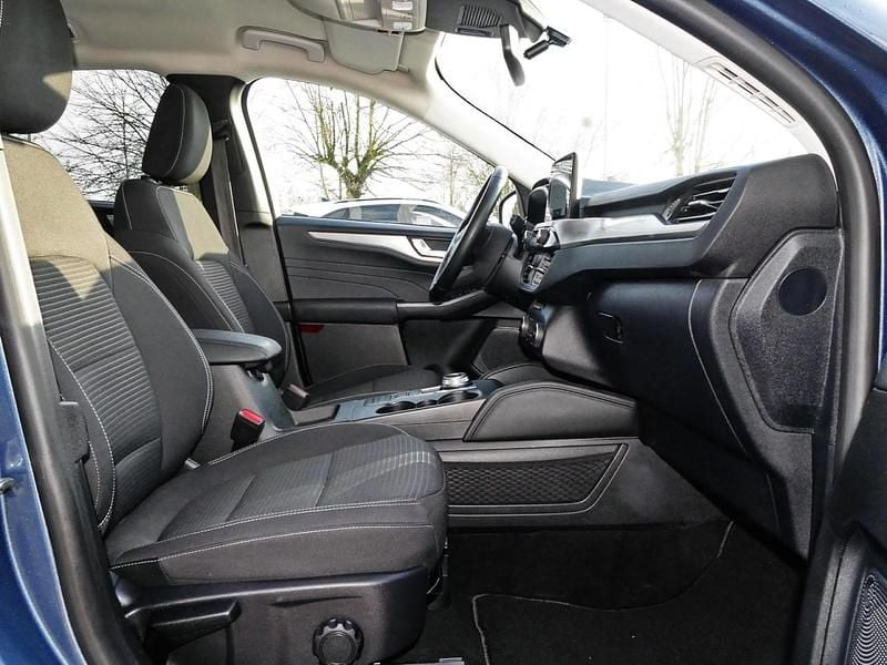 Gebraucht Ford Kuga Titanium 224 PS (164 kW) 2022 Blau SUV