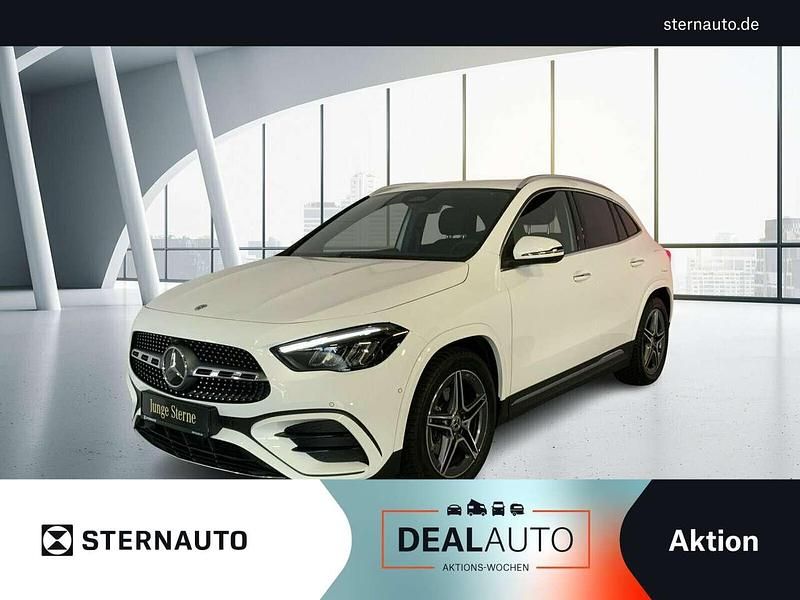 Weiß Gebraucht 2025 Mercedes GLA200 AMG SUV | 40.480 € (Guter Preis) - Bild 1/4