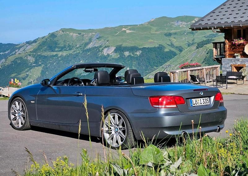 Gebraucht BMW 335 Cabriolet Performance 326 PS (239 kW) 2007 Grau Cabrio
