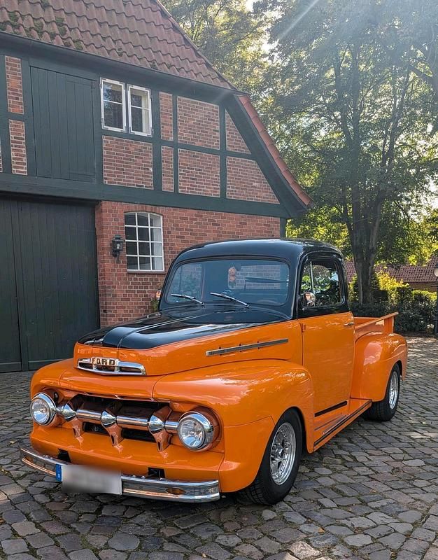 Orange Gebraucht 1951 Ford V8 Abholung | 69.000 € - Bild 1/4