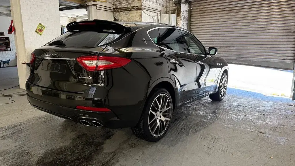 Gebraucht Maserati Levante 275 PS (202 kW) 2017 Grün SUV