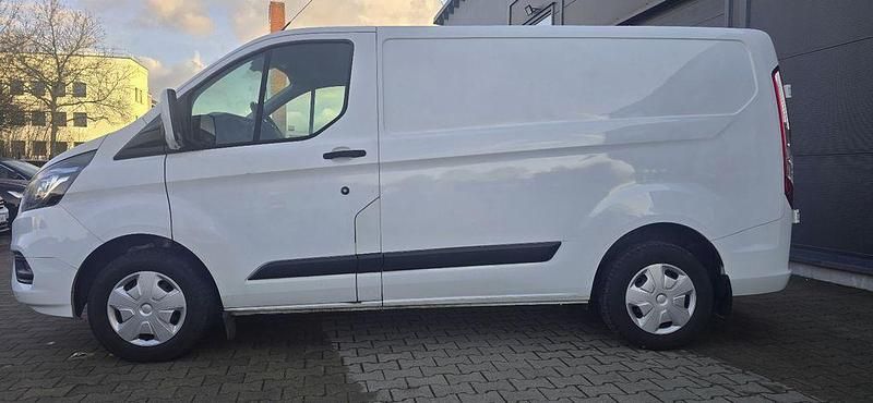 Gebraucht Ford Transit Custom 131 PS (96 kW) 2018 Weiß Van / Kleinbus