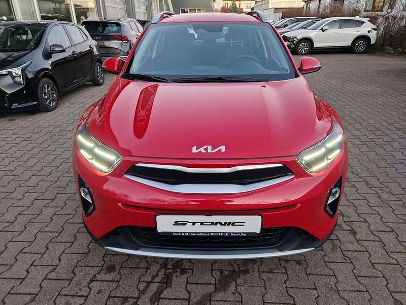 Gebraucht Kia Stonic Vision 101 PS (74 kW) 2024 Rot SUV