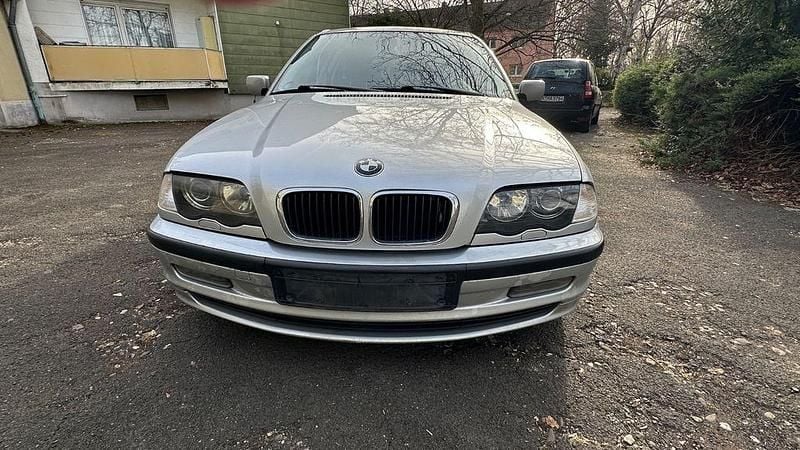 Gebraucht BMW 325 Performance 192 PS (141 kW) 2000 Silber Kombi