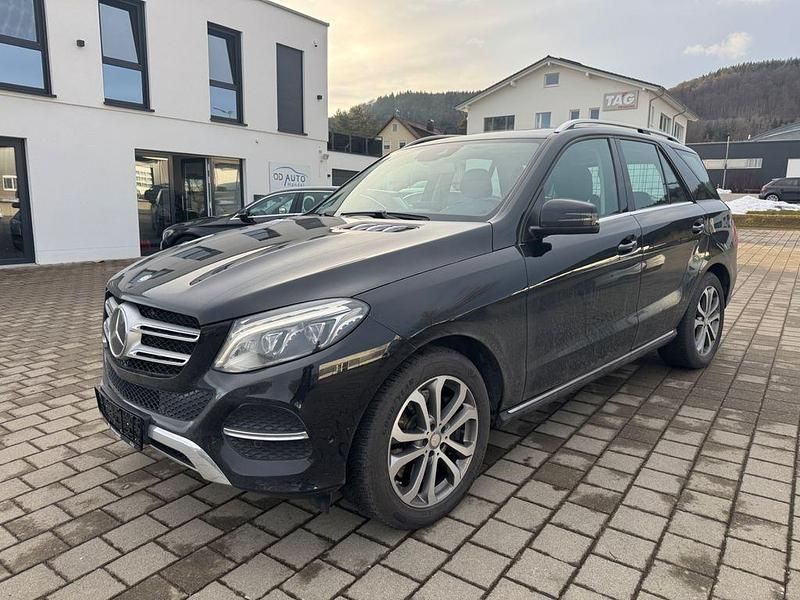 Gebraucht Mercedes GLE250 204 PS (150 kW) 2017 Schwarz SUV