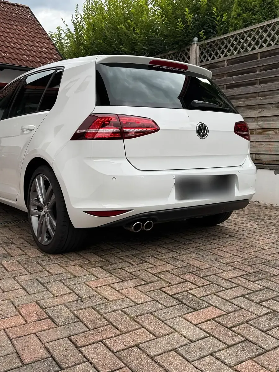 Gebraucht VW Golf VI Highline 140 PS (102 kW) 2011 Weiß Kleinwagen
