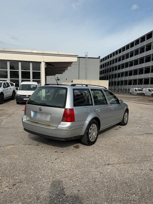 Gebraucht VW Bora 101 PS (74 kW) 2003 Silber Kombi