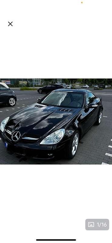 Schwarz Gebraucht 2005 Mercedes SLK200 Cabrio | 8.999 € (Fairer Preis) - Bild 1/4