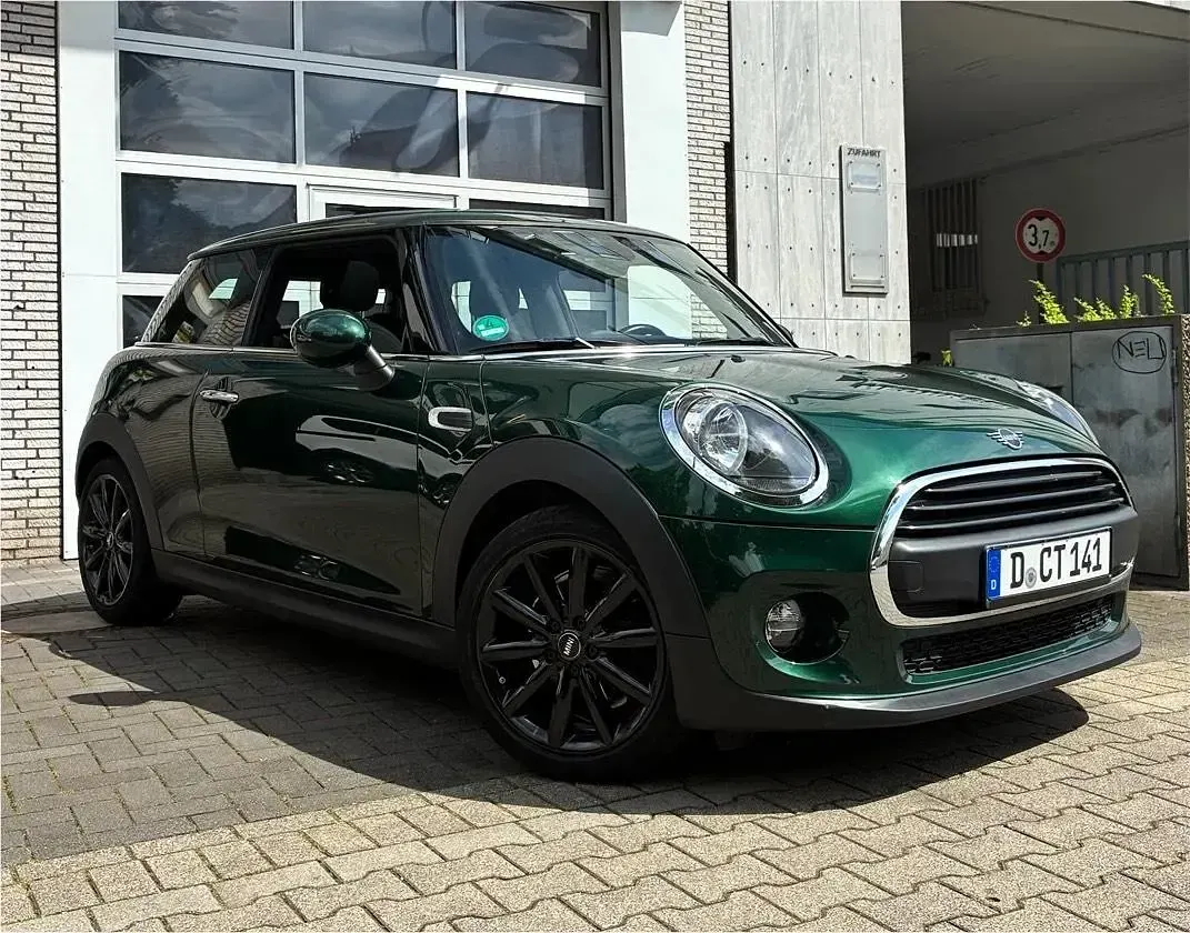 Gebraucht Mini Cooper Coupé 102 PS (75 kW) 2019 Grün Coupé