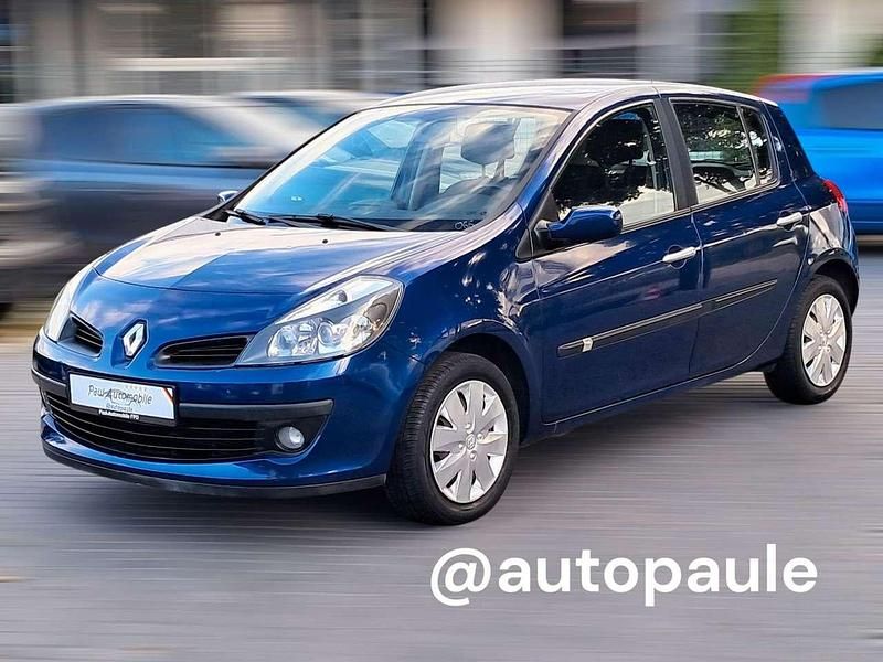 Blau Gebraucht 2006 Renault Clio III Dynamique Limousine | 2.900 € (Fairer Preis) - Bild 1/3