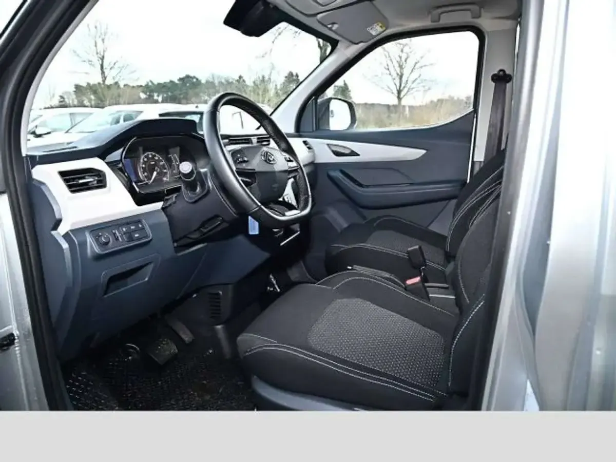 Brugt Maxus eDeliver 3 2024 Sølv Van