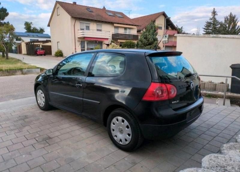 Schwarz Gebraucht 2007 VW Golf V Kleinwagen | 2.100 € (Guter Preis) - Bild 1/4