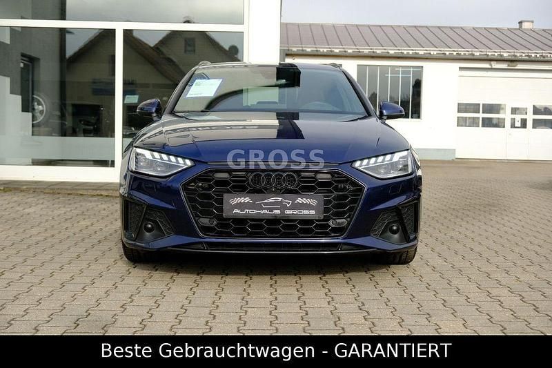 Gebraucht Audi A4 S-Line 163 PS (119 kW) 2022 Blau Kombi