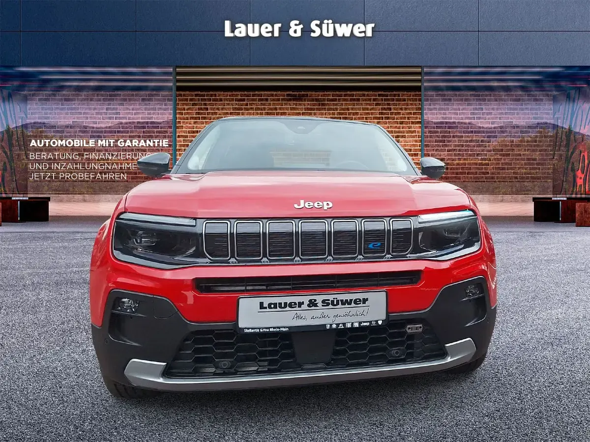 Gebraucht Jeep Avenger EV Summit 114 kW (156 PS) 2024 Rot SUV