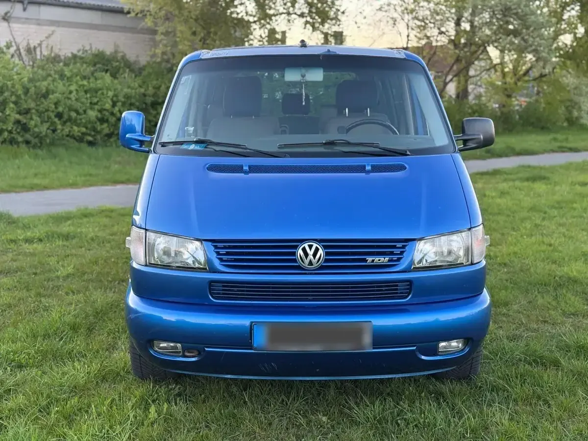 Gebraucht VW T4 102 PS (75 kW) 2000 Blau Van
