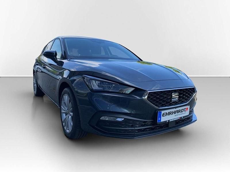 Gebraucht Seat Leon Style 150 PS (110 kW) 2025 Magnetic grau metallic Limousine