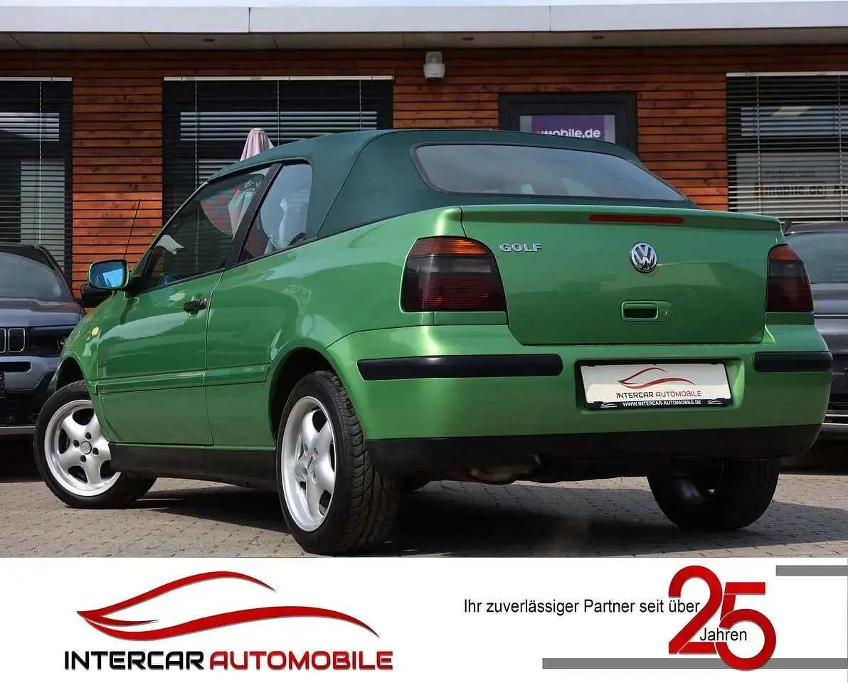 Gebraucht VW Golf Comfortline 75 PS (55 kW) 1999 Cosmicgruen metallic Cabrio