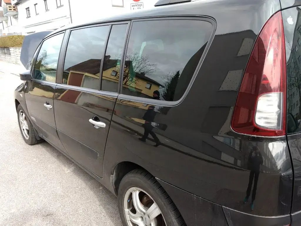 Gebraucht Renault Grand Espace Dynamique 150 PS (110 kW) 2007 Schwarz Van / Kleinbus