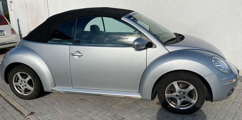 Gebraucht VW New Beetle 105 PS (77 kW) 2007 Silber Kleinwagen