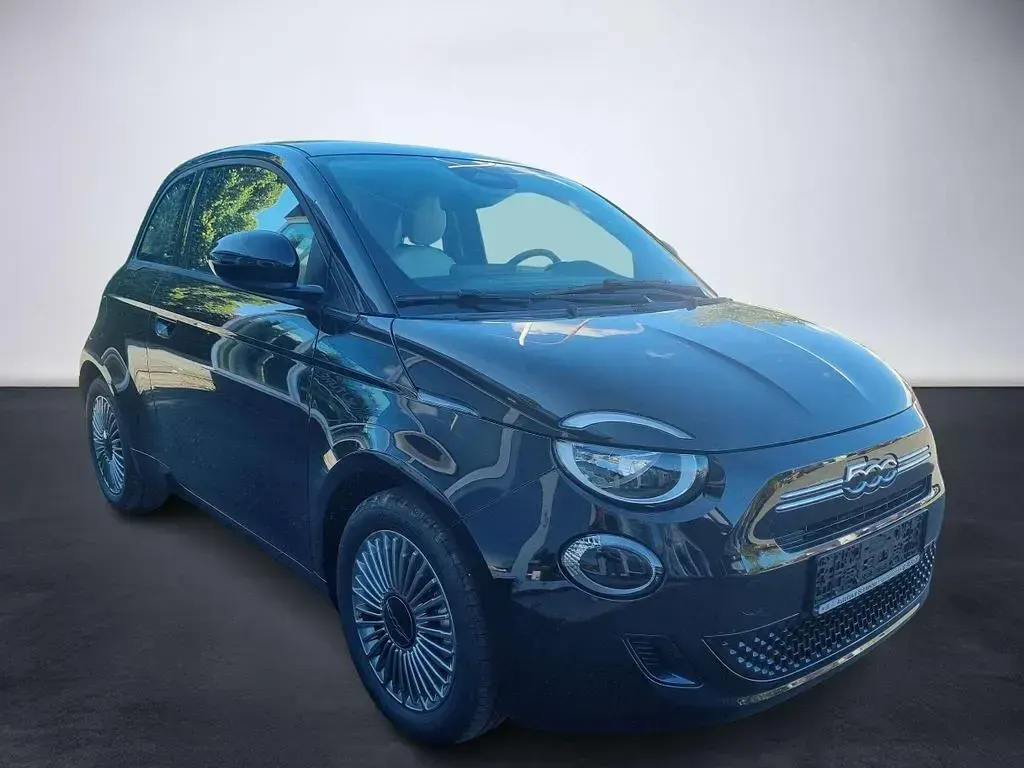 Neu Fiat 500 Icon 65 PS (47 kW) 2026 Onyx schwarz Kleinwagen