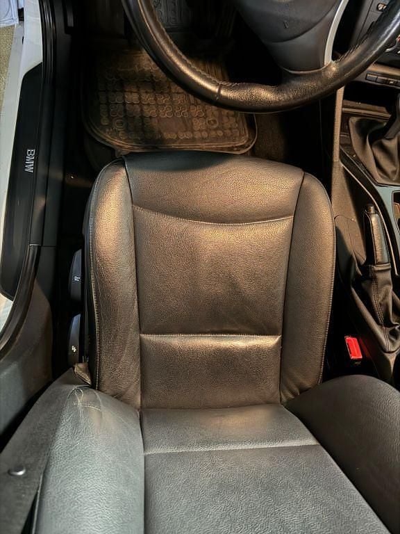 Gebraucht BMW X1 143 PS (105 kW) 2011 Weiß SUV