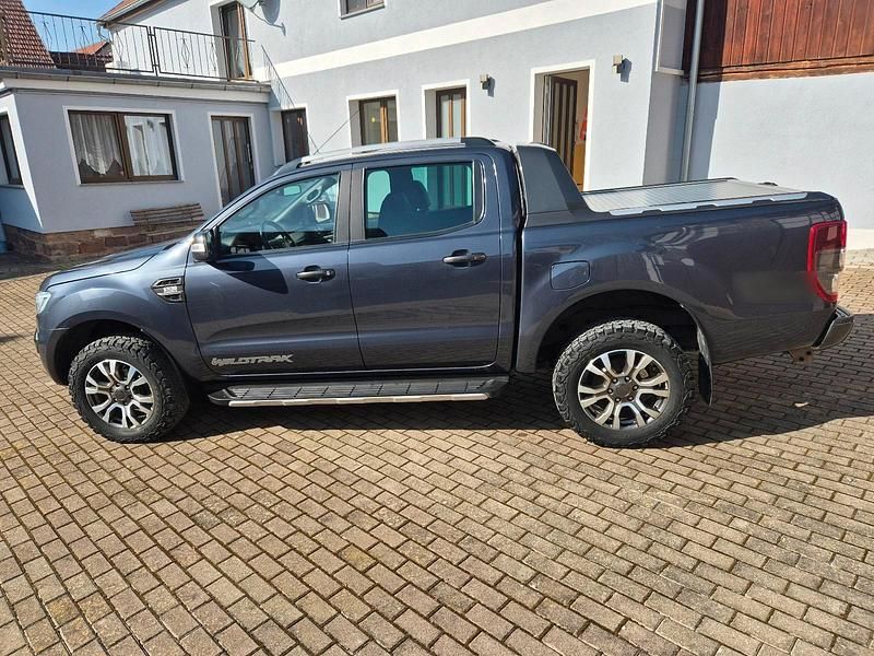 Gebraucht Ford Ranger Wildtrack 200 PS (147 kW) 2018 Grau Pickup