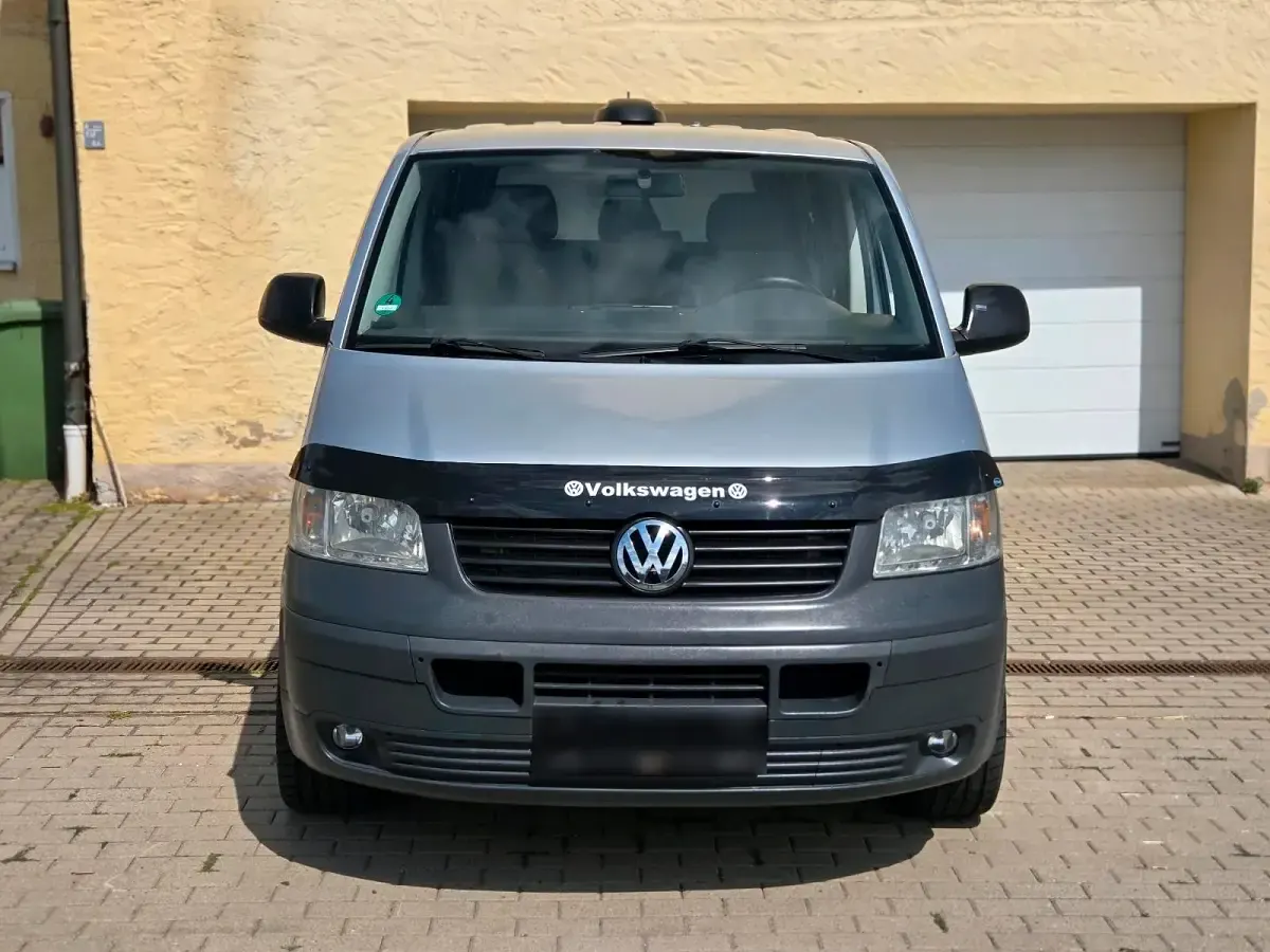 Gebraucht VW Caravelle 131 PS (96 kW) 2009 Silber Van