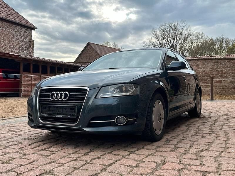 Second-hand Audi A3 125 CP (91 kW) 2013 Gri Berlinǎ