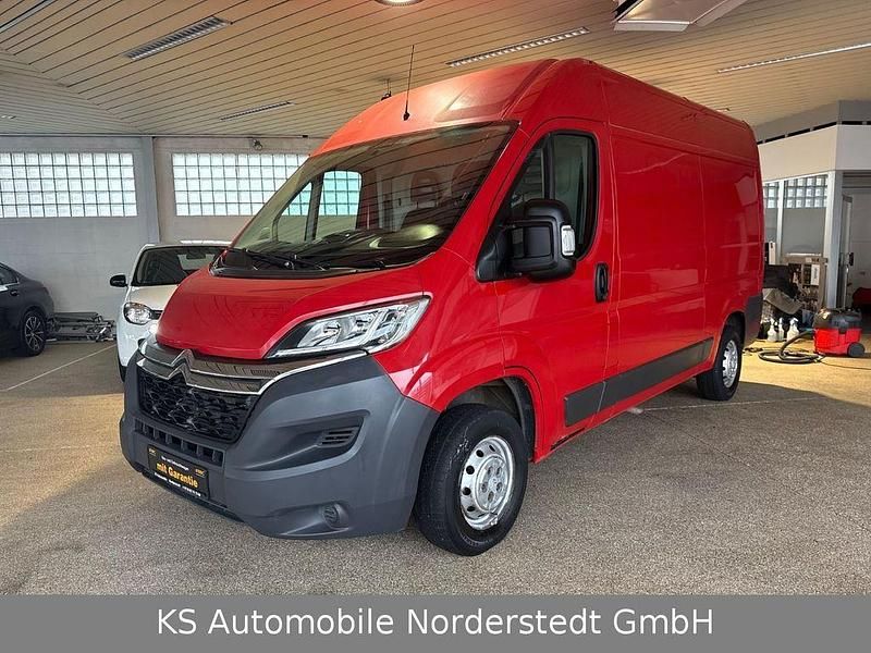 Rot Gebraucht 2016 Citroën Jumper Profi Van / Kleinbus | 12.900 € (Fairer Preis) - Bild 1/4