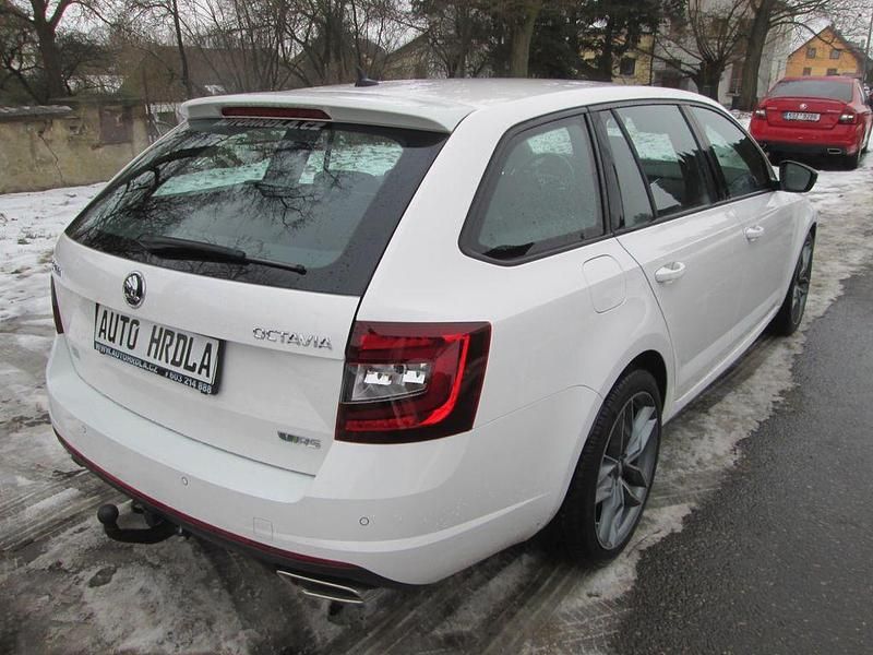 Gebraucht Skoda Octavia RS 184 PS (135 kW) 2017 Weiß Kombi