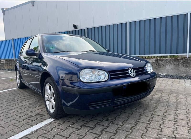 Blau Gebraucht 1999 VW Golf IV Kleinwagen | 1.600 € (Teuer) - Bild 1/4