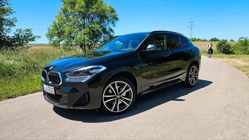 Schwarz Gebraucht 2020 BMW X2 Shadowline SUV | 27.700 € (Fairer Preis) - Bild 1/4