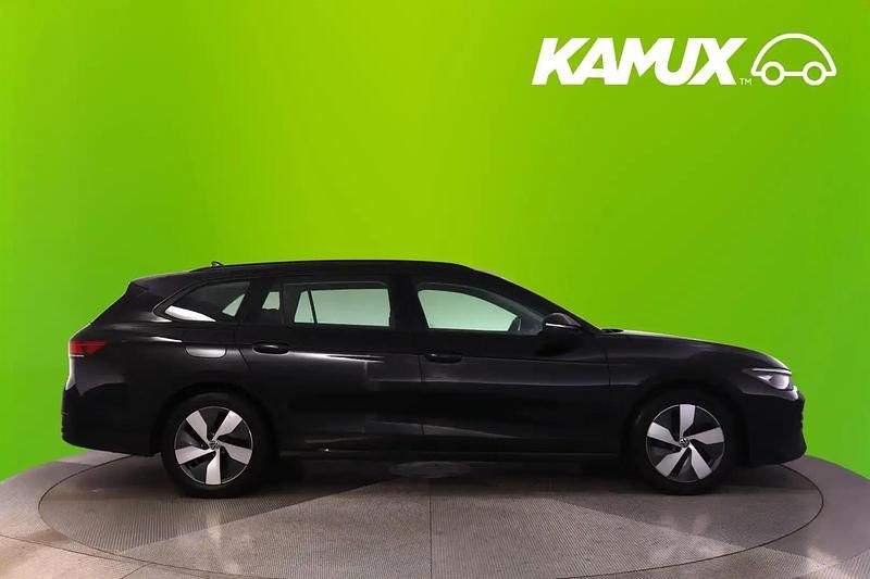 Gebraucht VW Passat 150 PS (110 kW) 2024 Schwarz Kombi