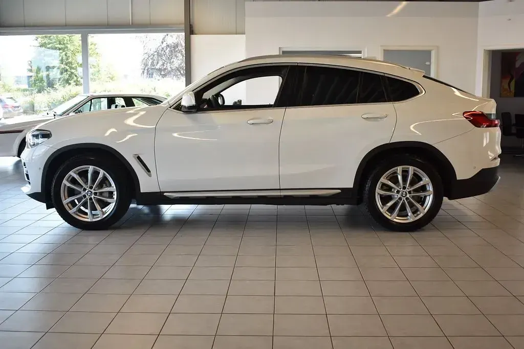 Gebraucht BMW X4 xLine 252 PS (185 kW) 2019 Weiß SUV