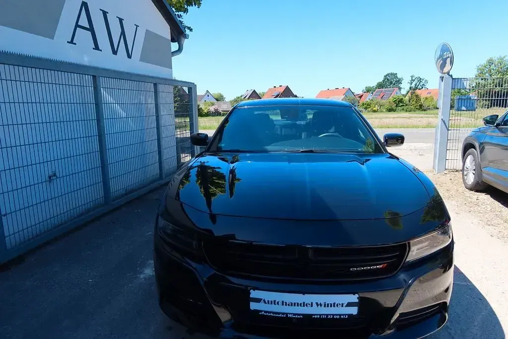 Używany Dodge Charger 309 KM (227 kW) 2020 Czarny Sedan/Limuzyna