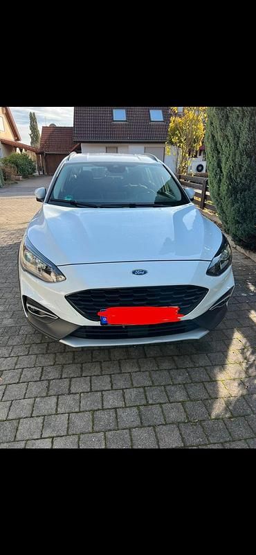 Weiß Gebraucht 2019 Ford Focus Kombi | 8.000 € (Fairer Preis) - Bild 1/1