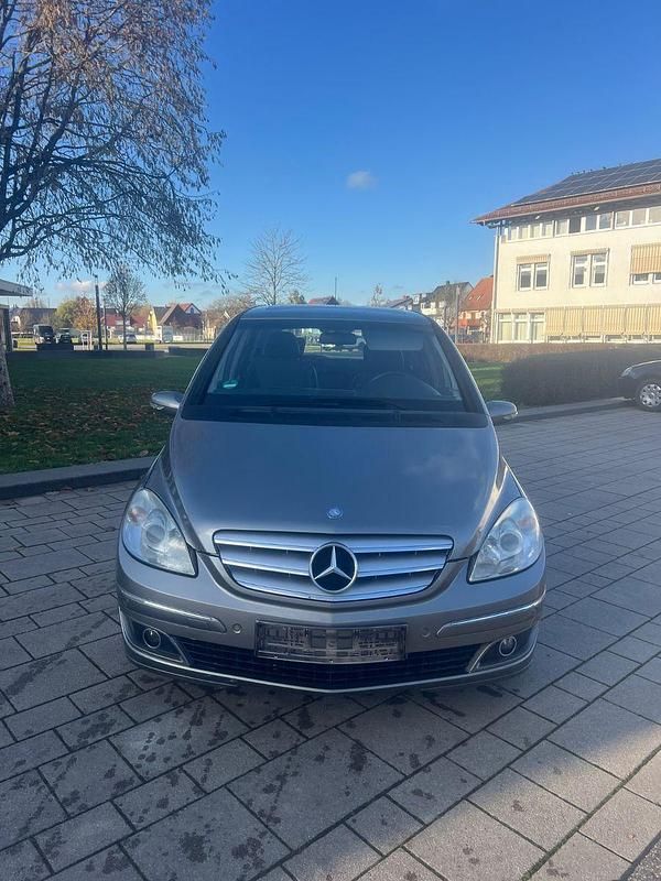 Gebraucht Mercedes B170 116 PS (85 kW) 2006 Grau Van / Kleinbus